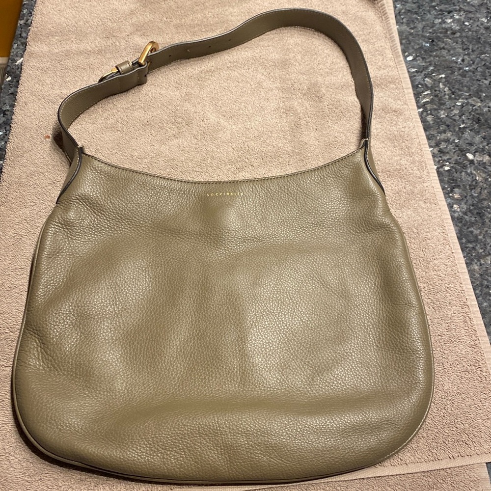Coccinelle Italian leather hobo RARE